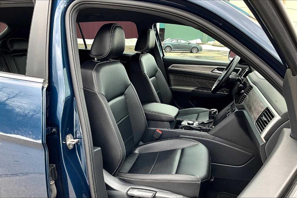 used 2022 Volkswagen Atlas Cross Sport car, priced at $27,900