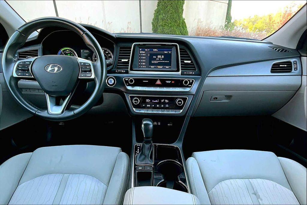 used 2019 Hyundai Sonata Plug-In Hybrid car, priced at $15,217