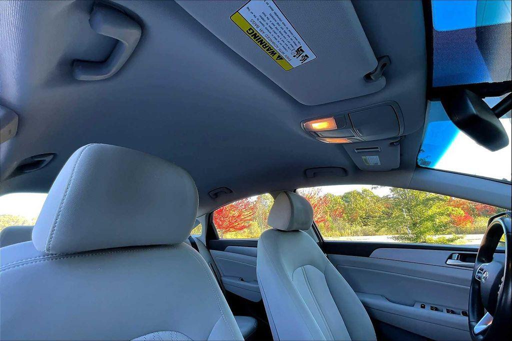 used 2019 Hyundai Sonata Plug-In Hybrid car, priced at $15,217