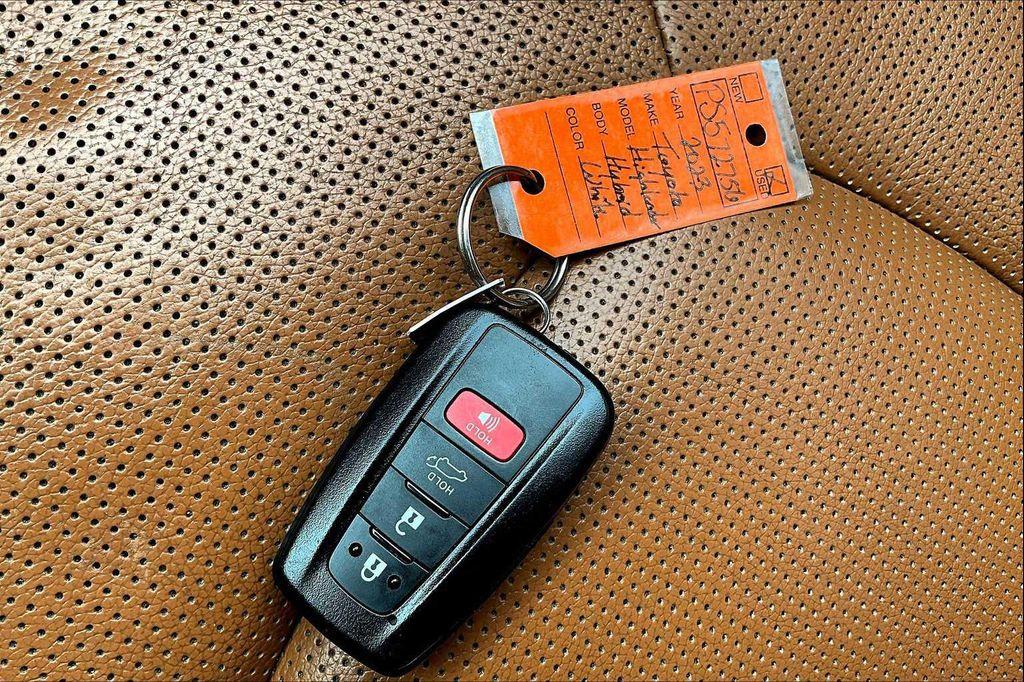 used 2023 Toyota Highlander Hybrid car, priced at $41,947