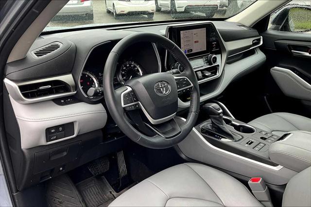 used 2023 Toyota Highlander car, priced at $42,500