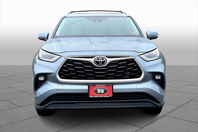 used 2023 Toyota Highlander car, priced at $42,500