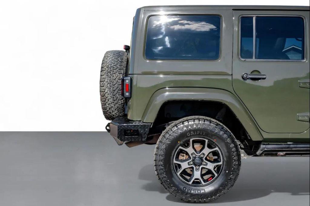 used 2015 Jeep Wrangler Unlimited car, priced at $16,995