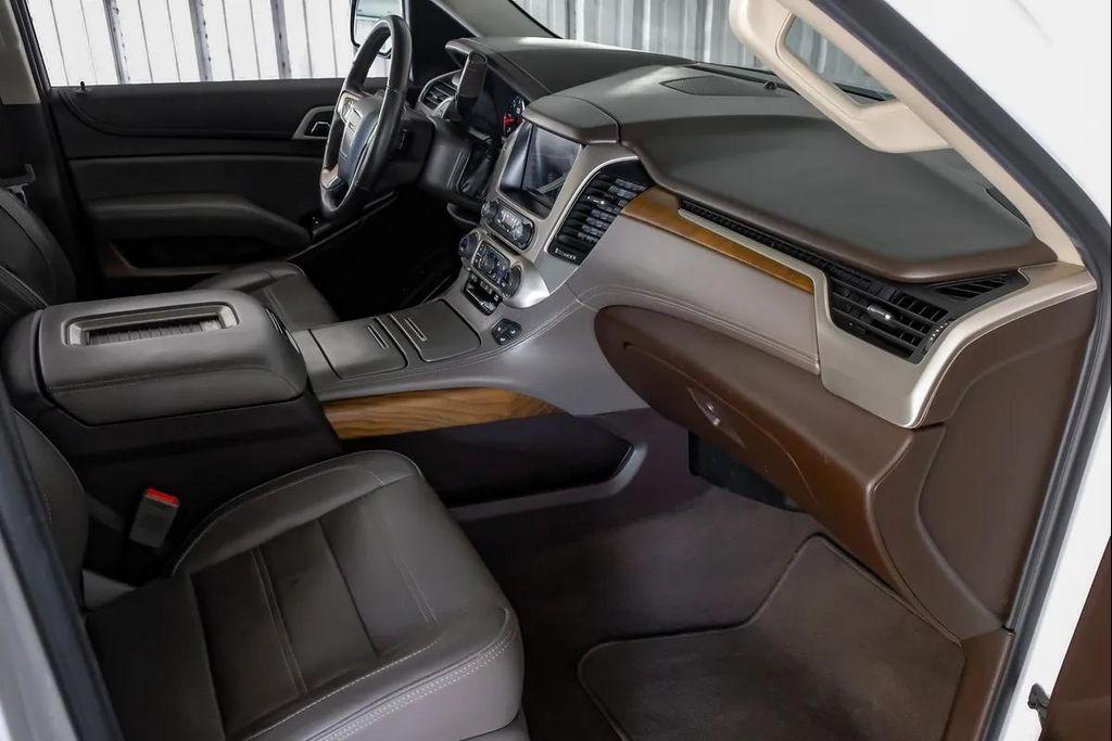 used 2020 GMC Yukon car, priced at $32,995