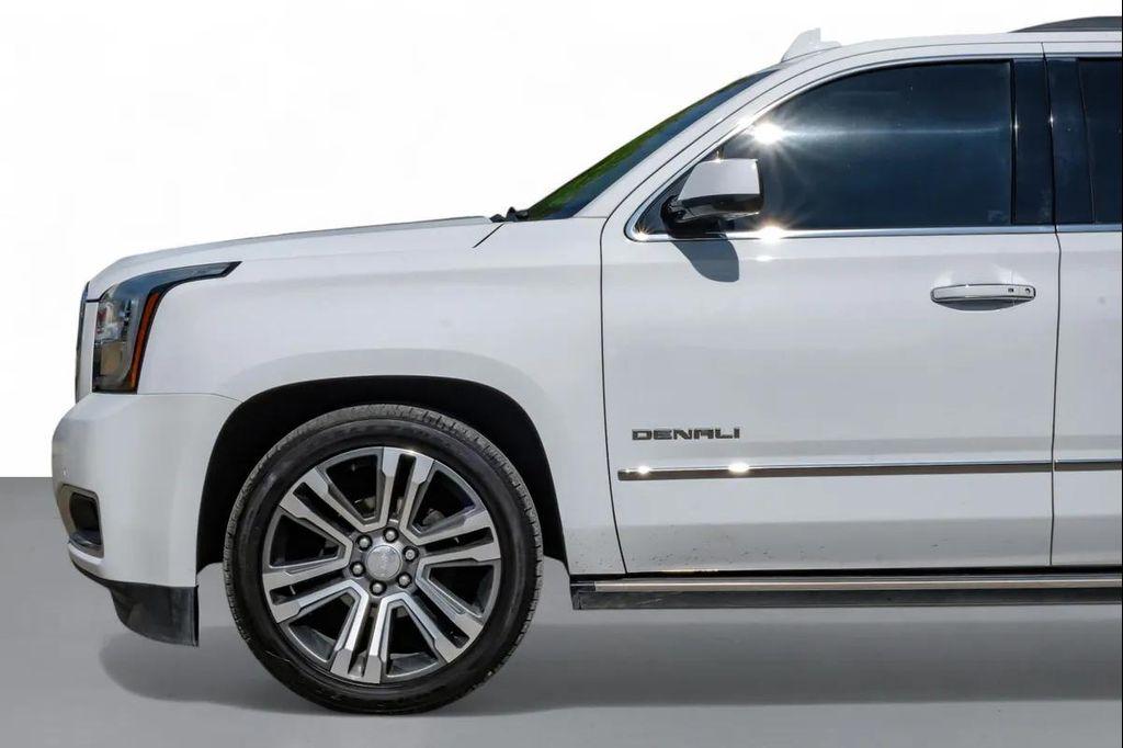 used 2020 GMC Yukon car, priced at $32,995