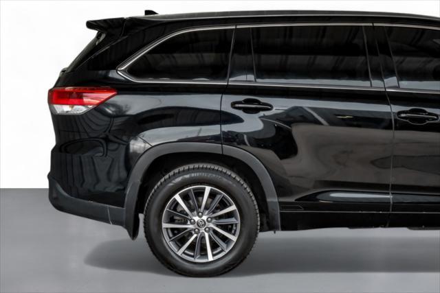 used 2017 Toyota Highlander car, priced at $21,595