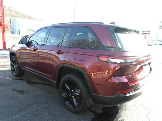 used 2023 Jeep Grand Cherokee car, priced at $36,995