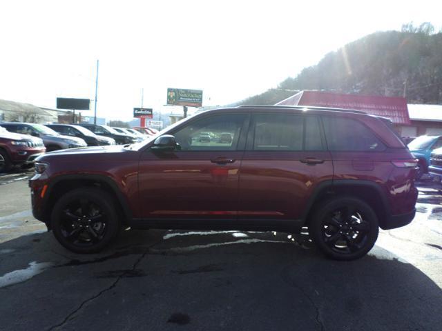 used 2023 Jeep Grand Cherokee car, priced at $36,995