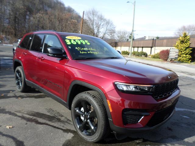 used 2023 Jeep Grand Cherokee car, priced at $36,995