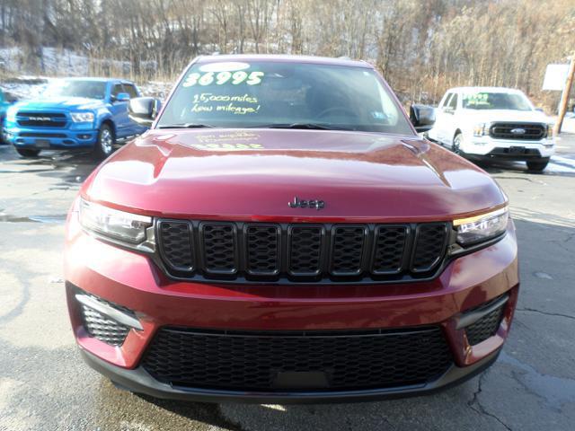 used 2023 Jeep Grand Cherokee car, priced at $36,995