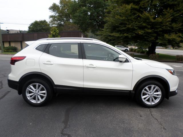 used 2017 Nissan Rogue Sport car, priced at $14,995