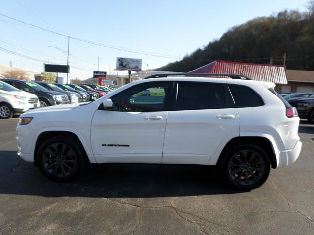 used 2021 Jeep Cherokee car, priced at $25,995