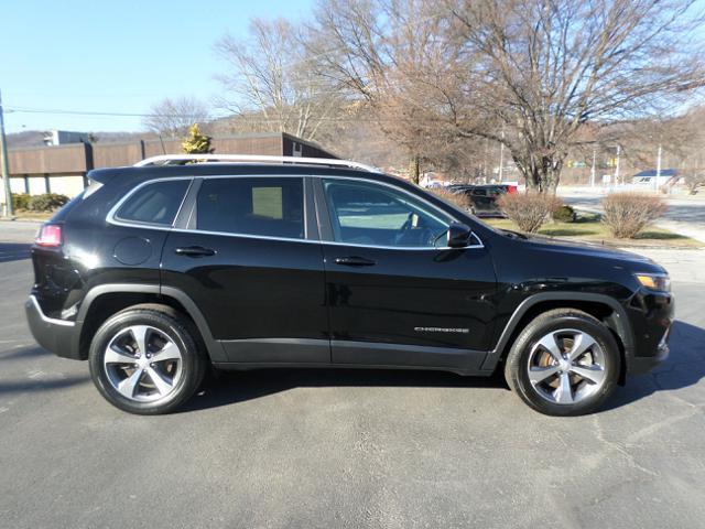 used 2021 Jeep Cherokee car, priced at $25,995