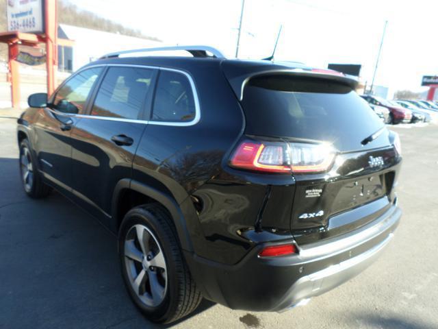 used 2021 Jeep Cherokee car, priced at $25,995