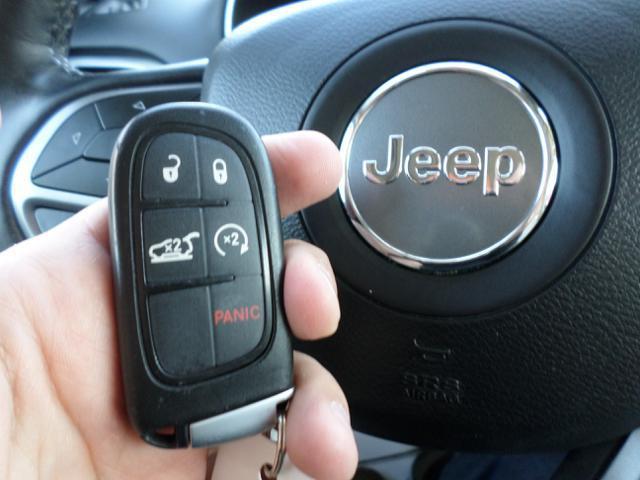 used 2021 Jeep Cherokee car, priced at $25,995