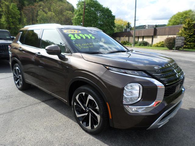 used 2022 Mitsubishi Outlander car, priced at $26,995