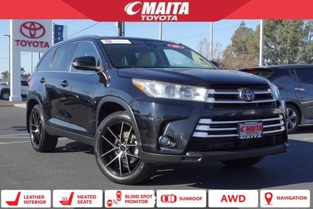 used 2019 Toyota Highlander car, priced at $25,988