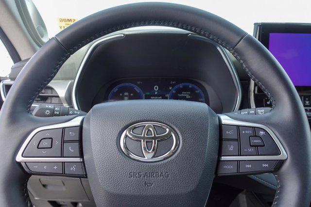 used 2024 Toyota Highlander Hybrid car, priced at $54,988
