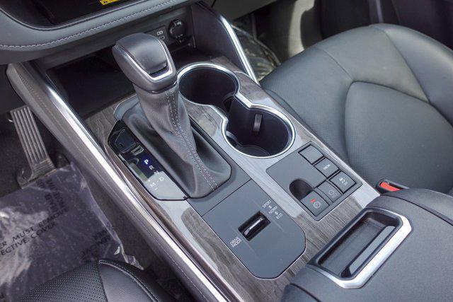 used 2024 Toyota Highlander car, priced at $46,955