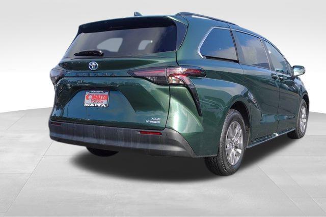 used 2024 Toyota Sienna car