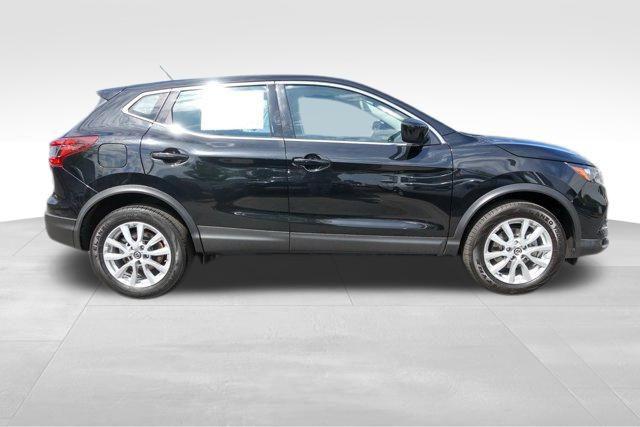 used 2022 Nissan Rogue Sport car, priced at $16,966