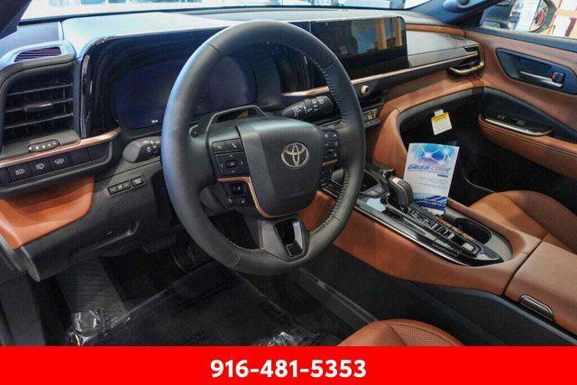 new 2025 Toyota Crown Signia car