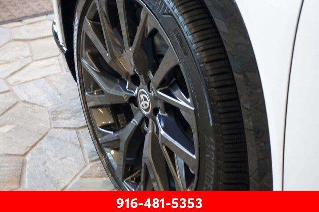 new 2025 Toyota Crown Signia car