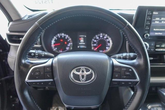 used 2021 Toyota Highlander car, priced at $24,955