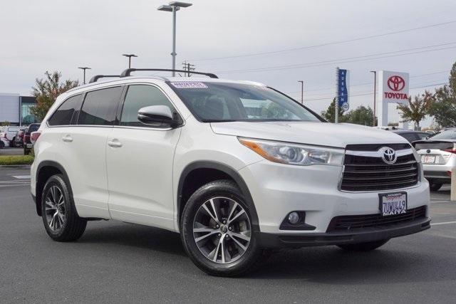 used 2016 Toyota Highlander car, priced at $21,777