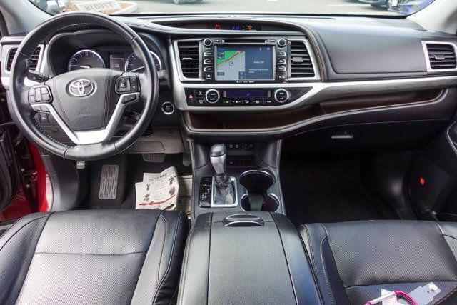 used 2018 Toyota Highlander car, priced at $23,988