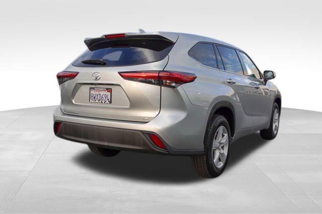 used 2021 Toyota Highlander car