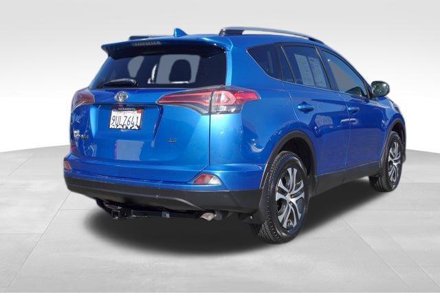 used 2018 Toyota RAV4 car