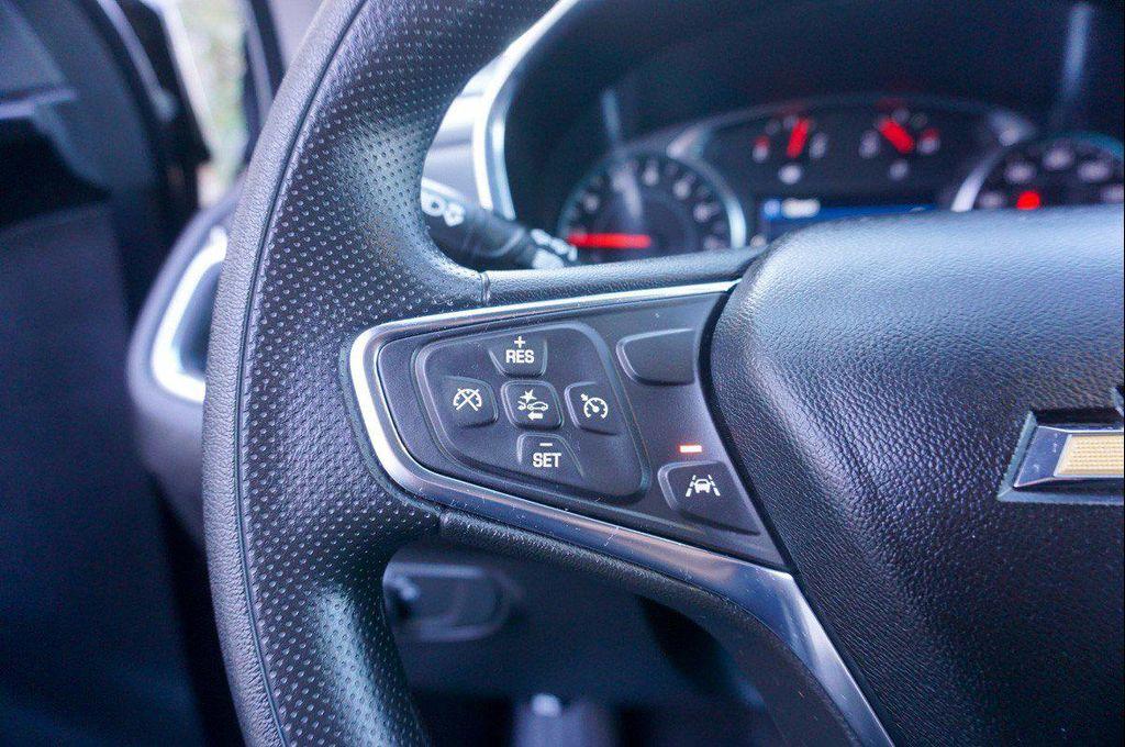 used 2023 Chevrolet Equinox car, priced at $18,955