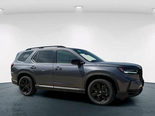 new 2025 Honda Pilot car, priced at $56,030