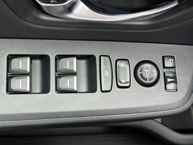 new 2025 Honda Pilot car, priced at $51,330