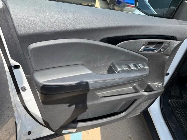 used 2022 Honda Pilot car, priced at $36,665
