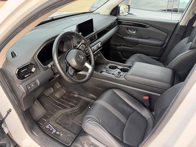 used 2024 Honda Pilot car, priced at $42,950