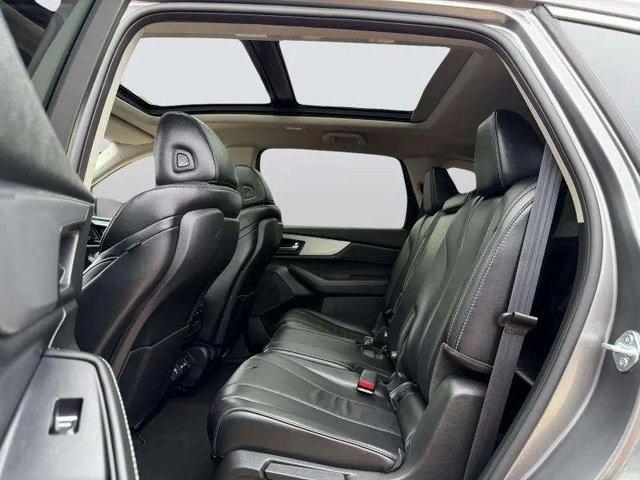 used 2023 Acura MDX car, priced at $40,124