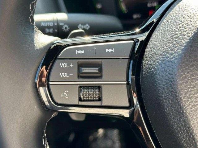 new 2025 Honda Civic Hybrid car, priced at $33,100