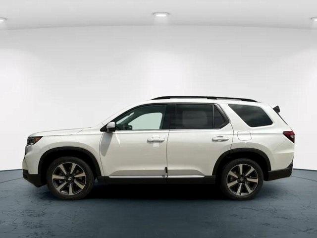 new 2025 Honda Pilot car, priced at $53,225
