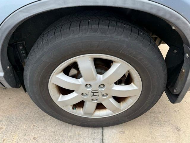 used 2009 Honda CR-V car, priced at $6,000