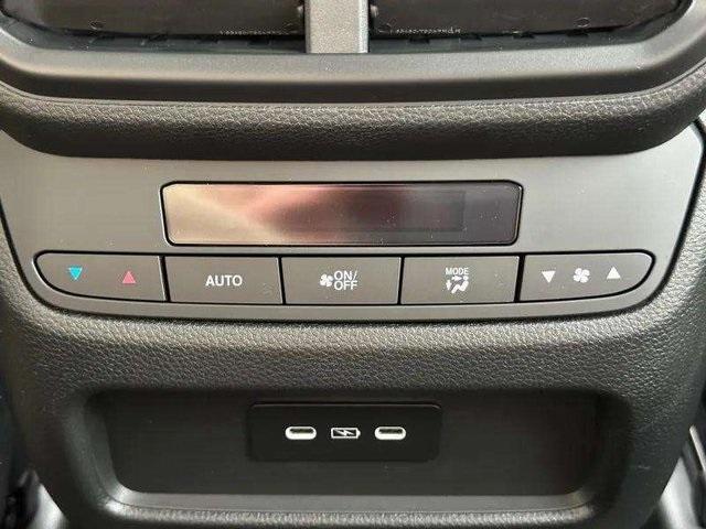 new 2025 Honda Pilot car, priced at $47,505