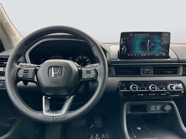 new 2025 Honda Pilot car, priced at $47,505