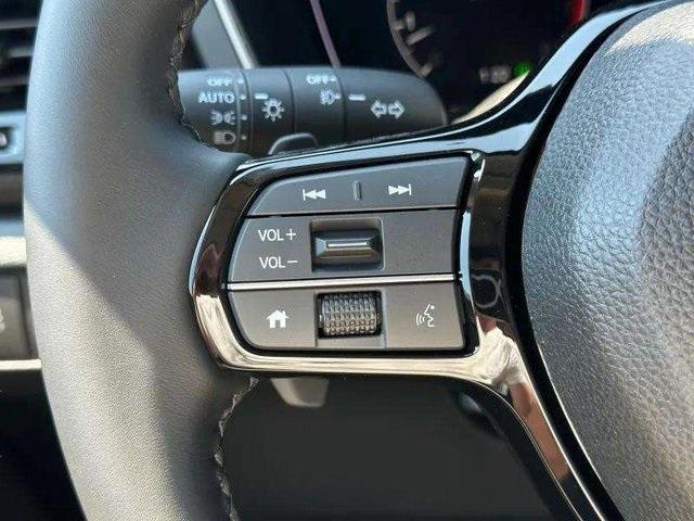 new 2025 Honda Pilot car, priced at $51,050