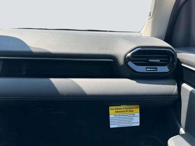 new 2025 Honda Pilot car, priced at $51,050