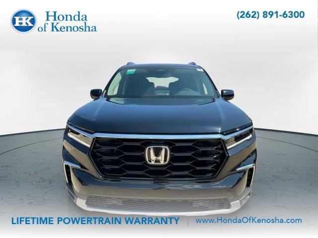 new 2025 Honda Pilot car, priced at $51,050