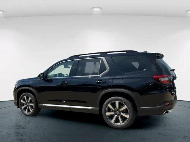 new 2025 Honda Pilot car, priced at $54,530