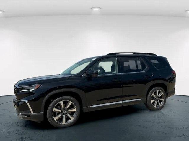 new 2025 Honda Pilot car, priced at $54,530