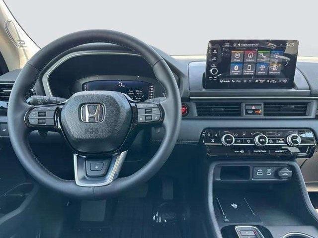new 2025 Honda Pilot car, priced at $54,530
