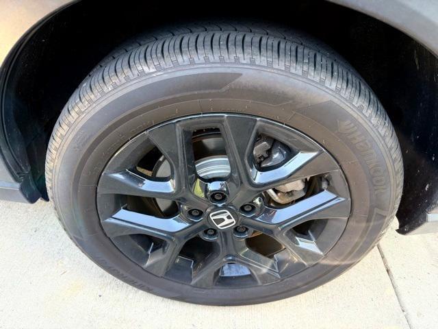 used 2025 Honda HR-V car, priced at $26,625